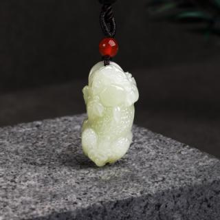 和田玉貔貅吊坠玉佩玉挂件生日送礼男女吊坠送礼良品